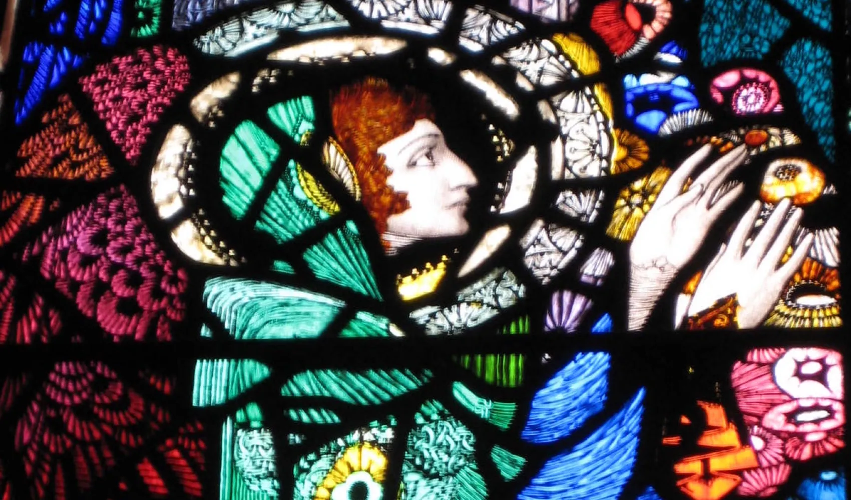 The Baptism of Jesus, Harry Clarke Window, Dingle Presentation Convent Chapel. Photo credit: Alice, CC BY-SA 2.0